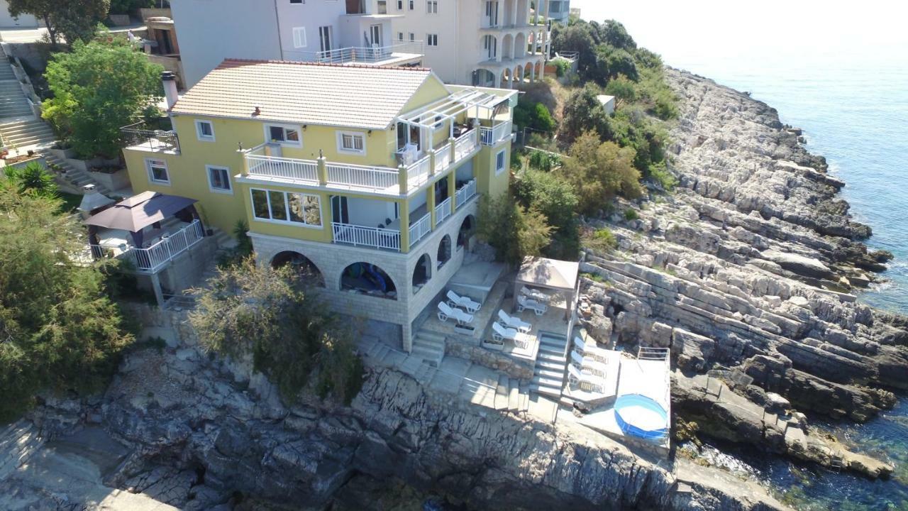 R&N Apartment Zavalatica Exterior photo