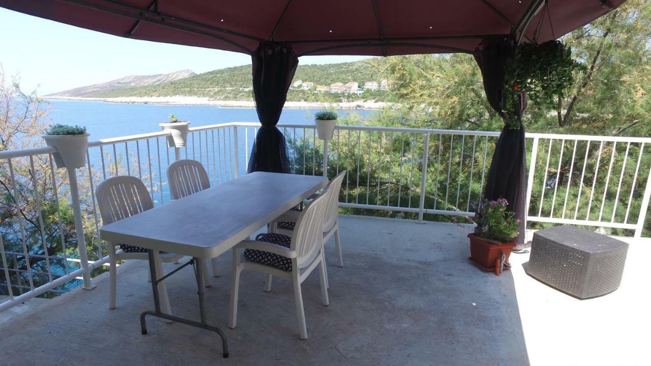 R&N Apartment Zavalatica Exterior photo